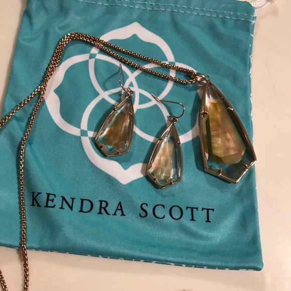 ⭐️SOLD⭐️ No longer available! - Picture 3 of 8